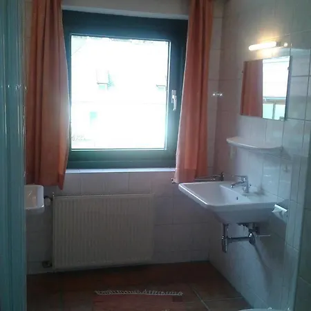 Haus Am 4*