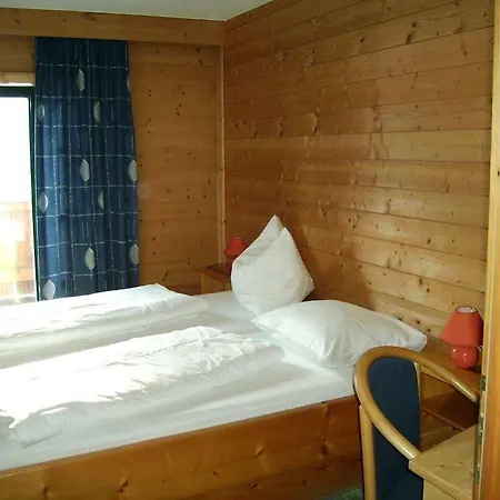 Haus Am 4*